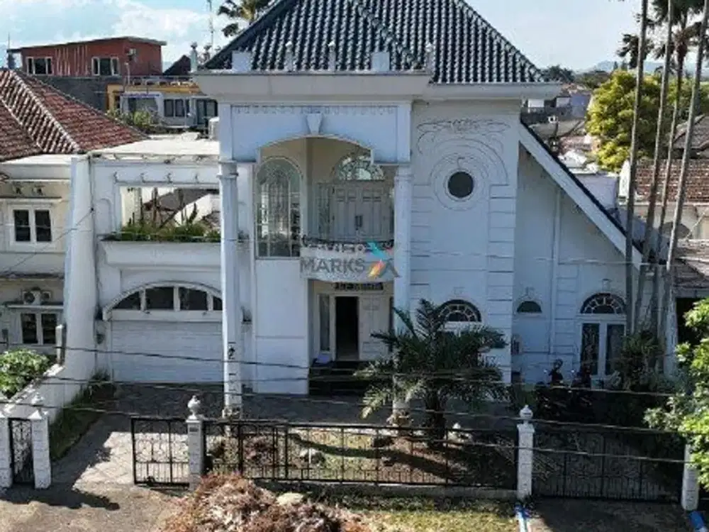 Dijual Rumah Premium di Boulevard Pondok Blimbing Indah, PBI Araya Malang