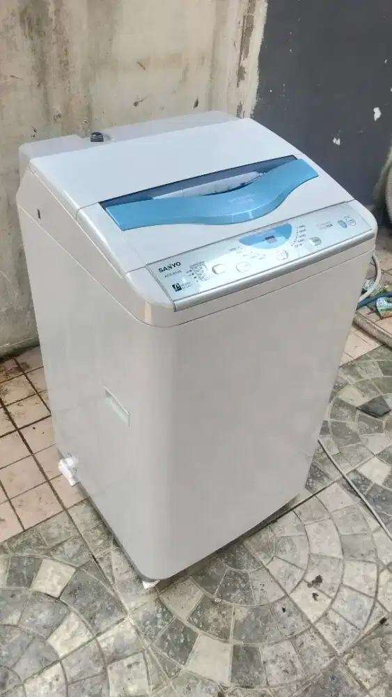 Mesin cuci Sanyo normal dan mulus!