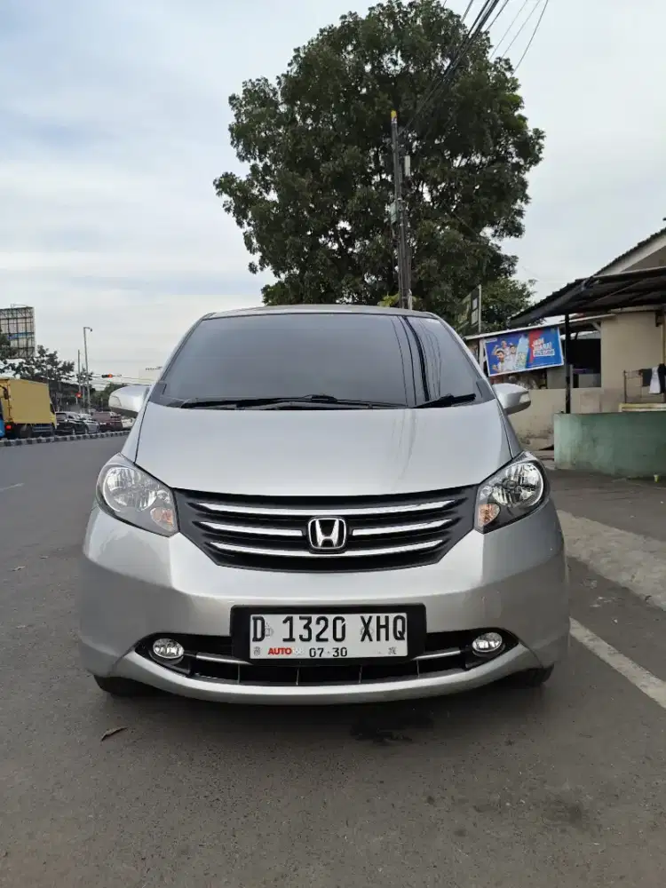 Honda Freed Psd at