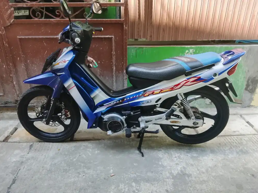YAMAHA F 1 ZR TH 2003 PAJAK PANJANG
