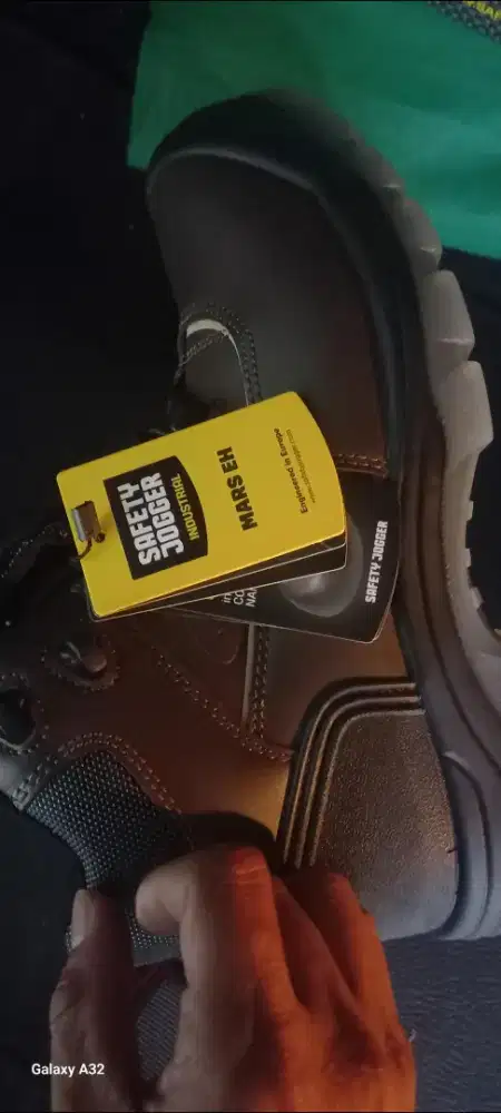 Sepatu Sefti kerja