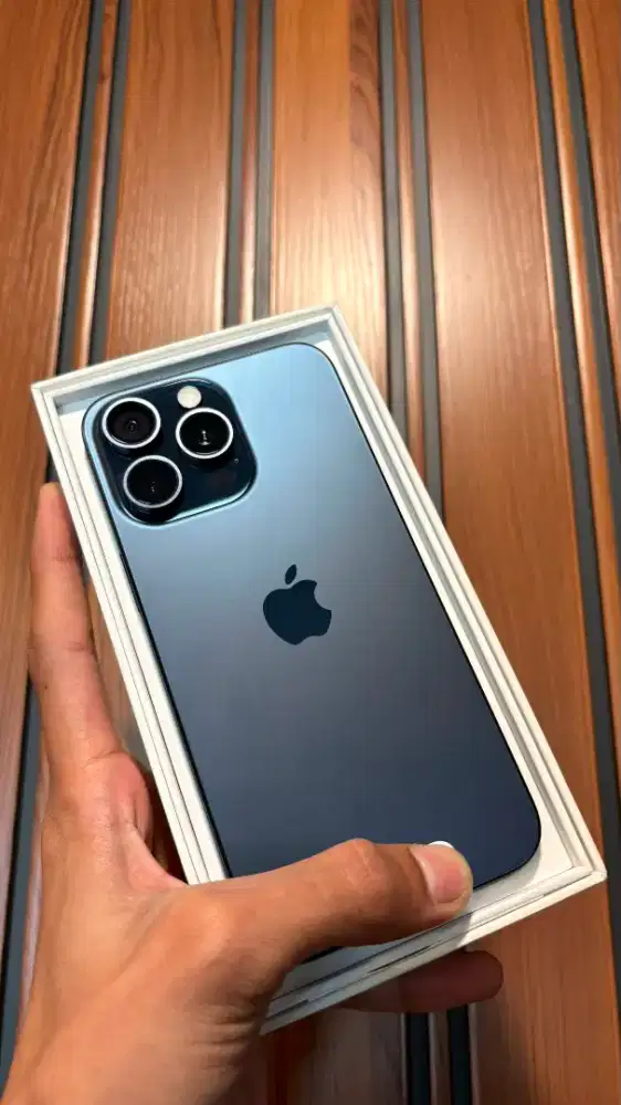 iPhone 15 pm blue titanium 256gb iBox