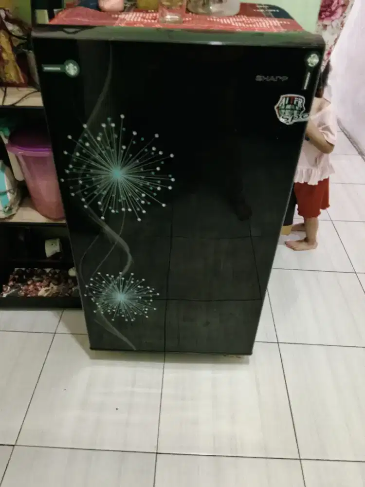 Dijual Kulkas 1 pintu merek Sharp