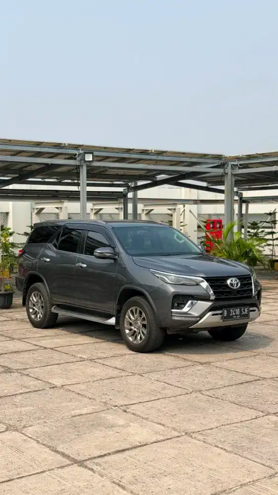 [ KM 28 RB ANTIK ] TOYOTA FORTUNER VRZ 2.4 AT ABU ABU 2021/2022 TRD