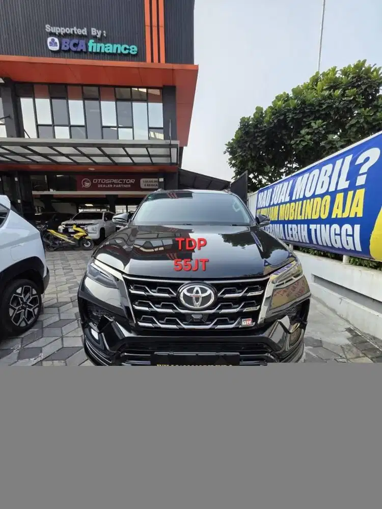 Toyota Fotuner GR 2.8 Matic Tahun 2023 Kondisi Mulus Terawat Istimewa