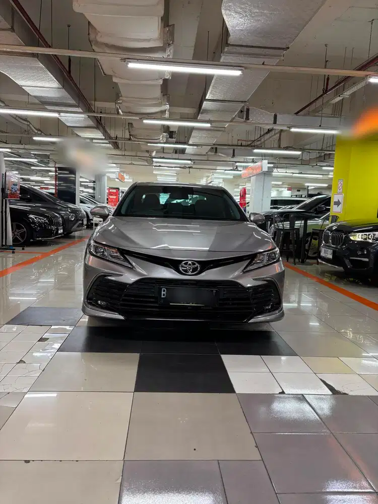 Camry 2.5 V AT 2022 DP 20 Jt