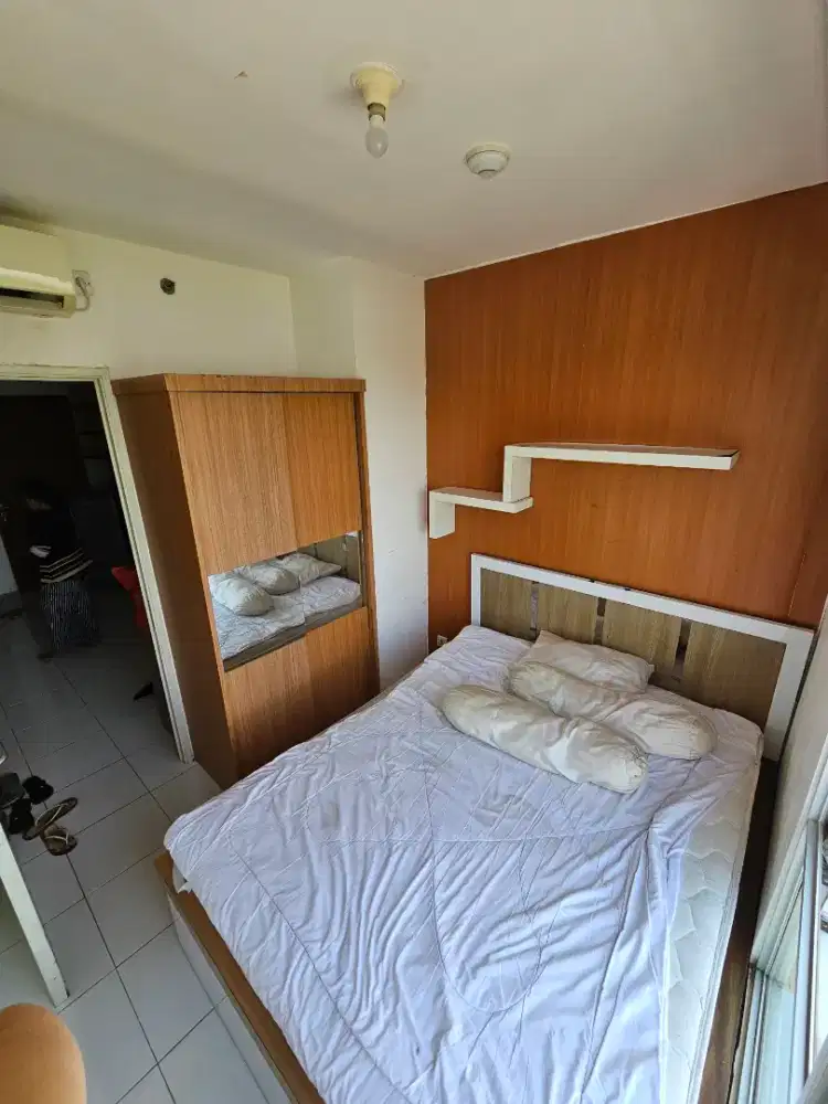 Disewakan east coast semi furnished 2KT