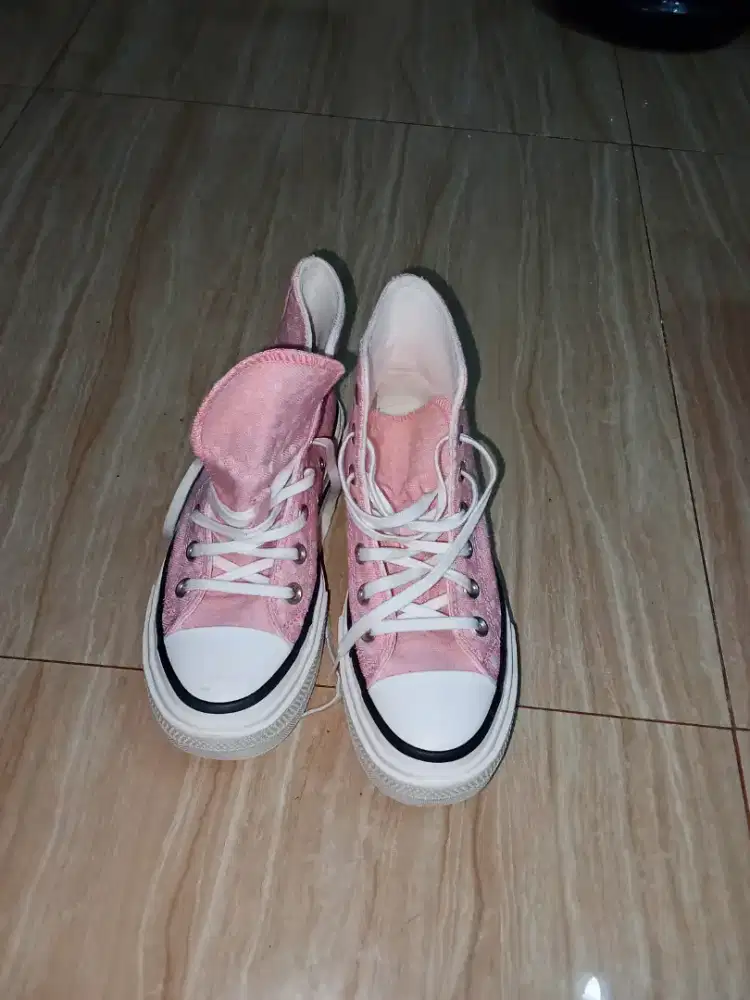 Sepatu Converse ori UK 36