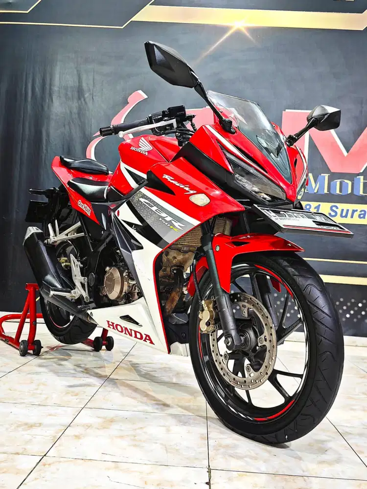 Honda All New CBR 150R TH 2016 red racing sport gas