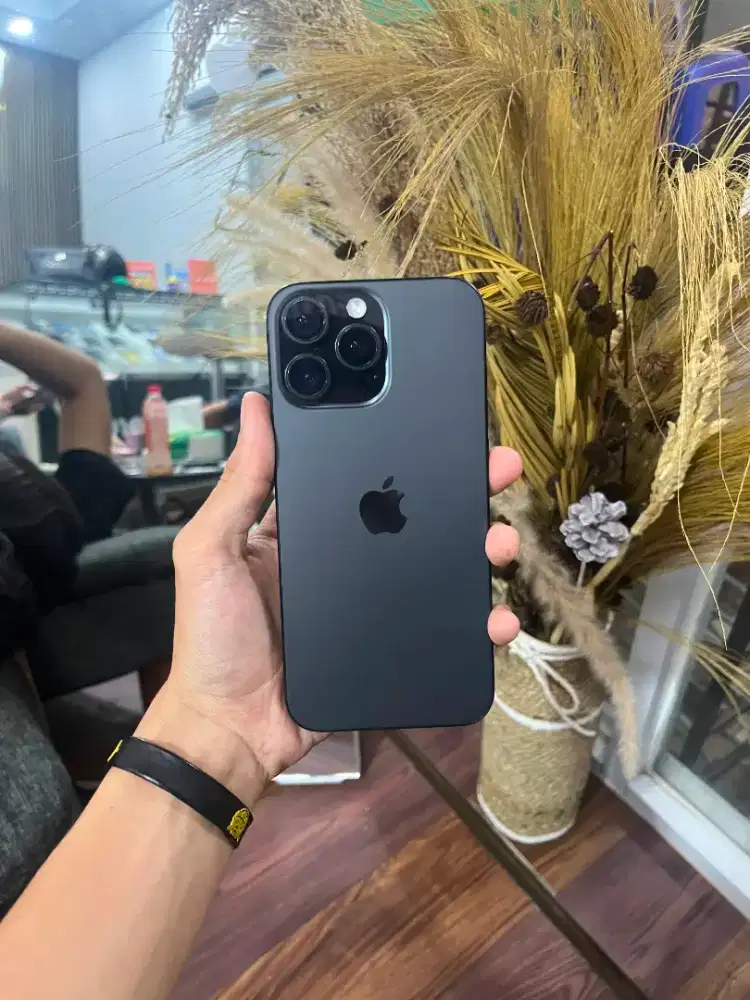 iPhone 16 pm 256 iBox