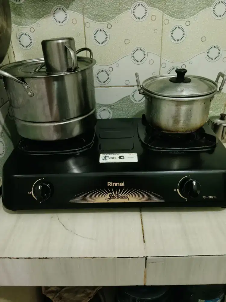 Dijual kompor gas merek rinnai 2 tungku