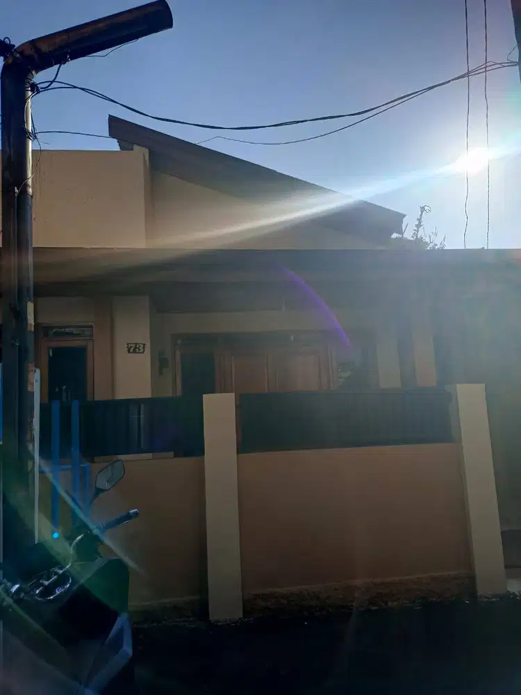 djual rumah di tengah kota bandung