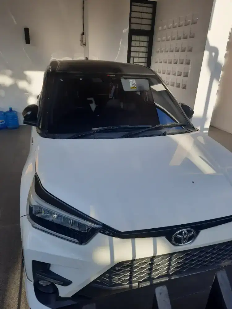 Toyota raize 1.0 two tone turbo 2021