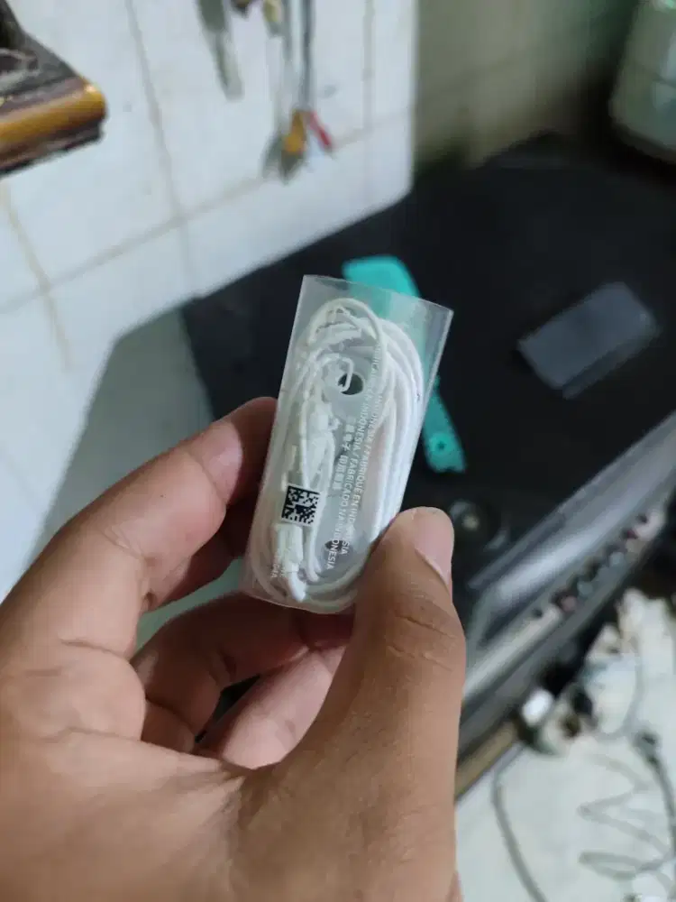 HEADSET EARPHONE ORI BAWAAN SAMSUNG A72 SEIN