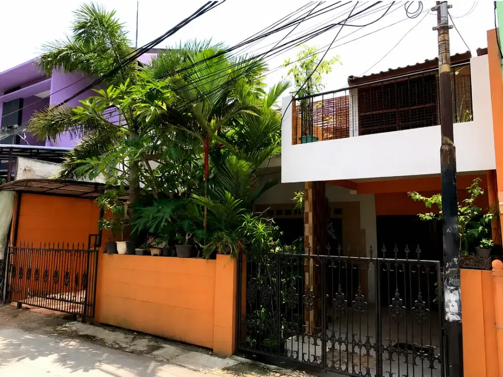 Di Jual Rumah Siap Huni 2 Lantai Kp. Makasar Dekat Kelurahan Makasar Gelanggangg Remaja, Jakarta Timur