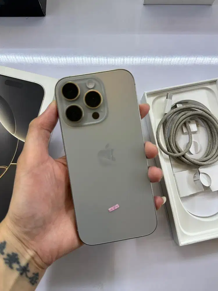 iPhone 16 pro 128 BH 90% Natural Garansi Resmi iBox