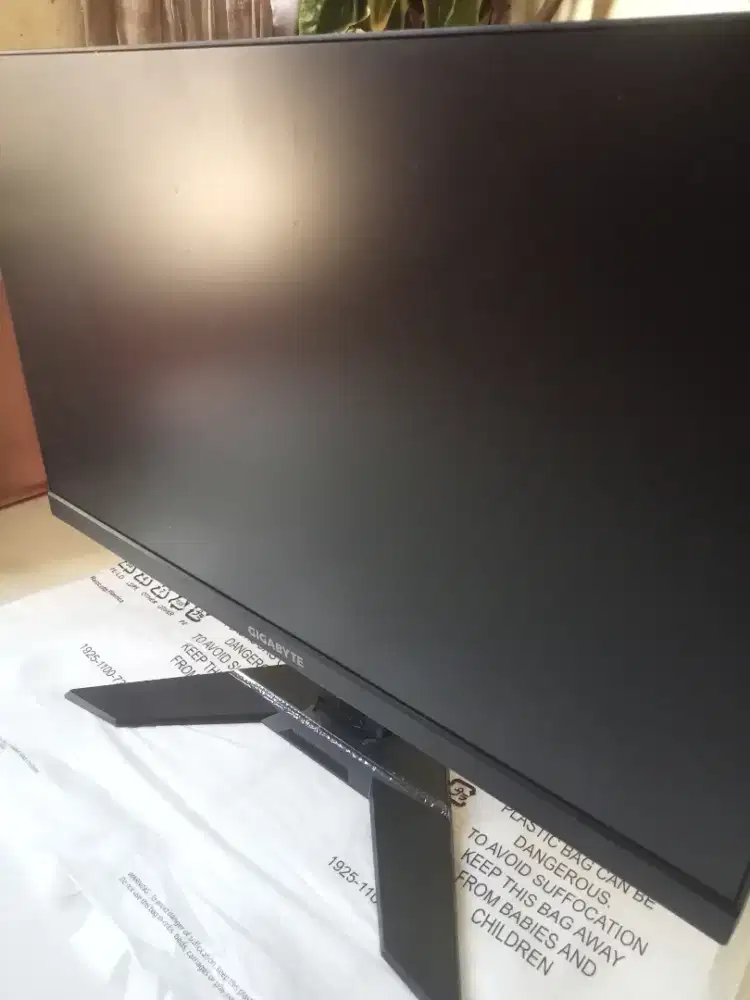 monitor Gigabyte G24f