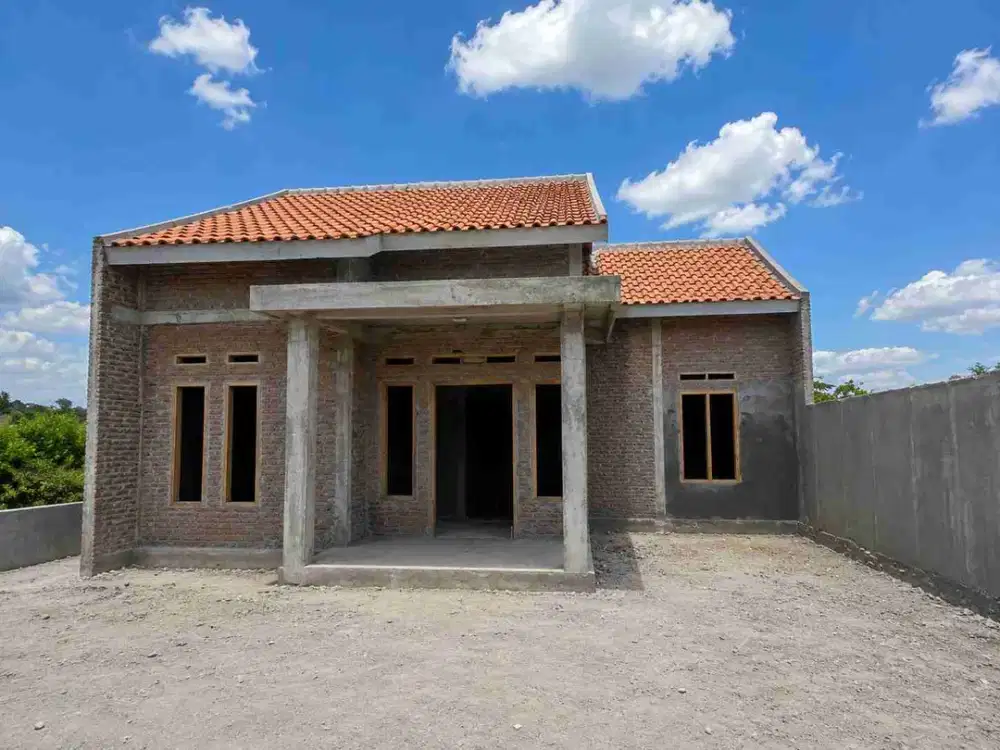 rumah progres finishing dekat stasiun gawok 3kamar tidur di trosemi