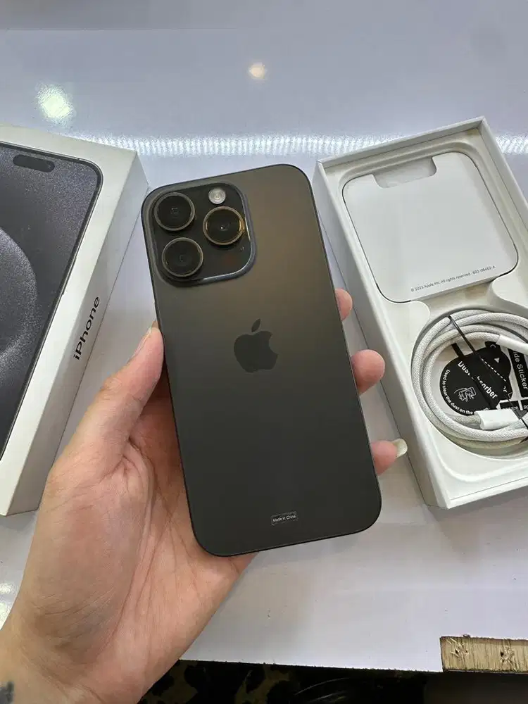 Iphone 15 pro 128 BH 88% Black Garansi Resmi iBox