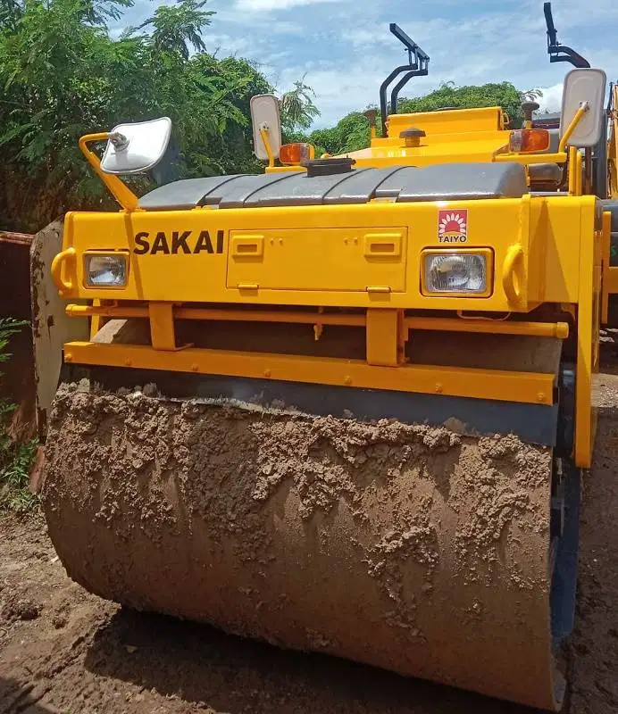 Dijual Tandem Roller Sakai model SW750