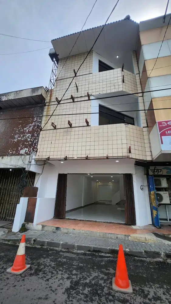 Ruko Siap Usaha Tengah Kota Murah
