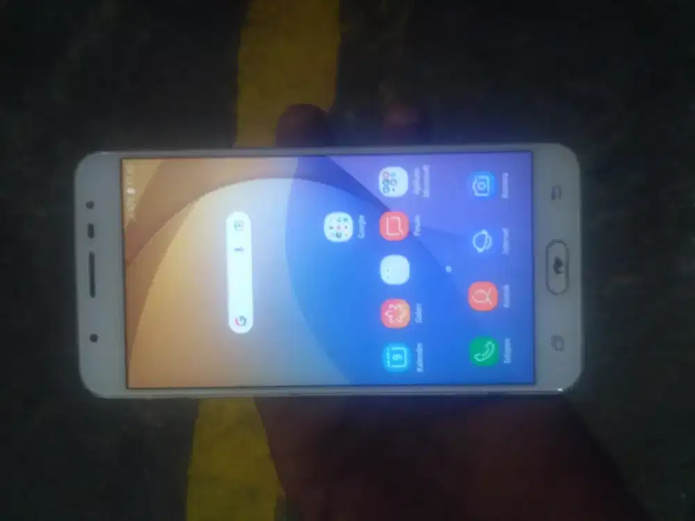 Samsung j7 Prime RAM 3/32