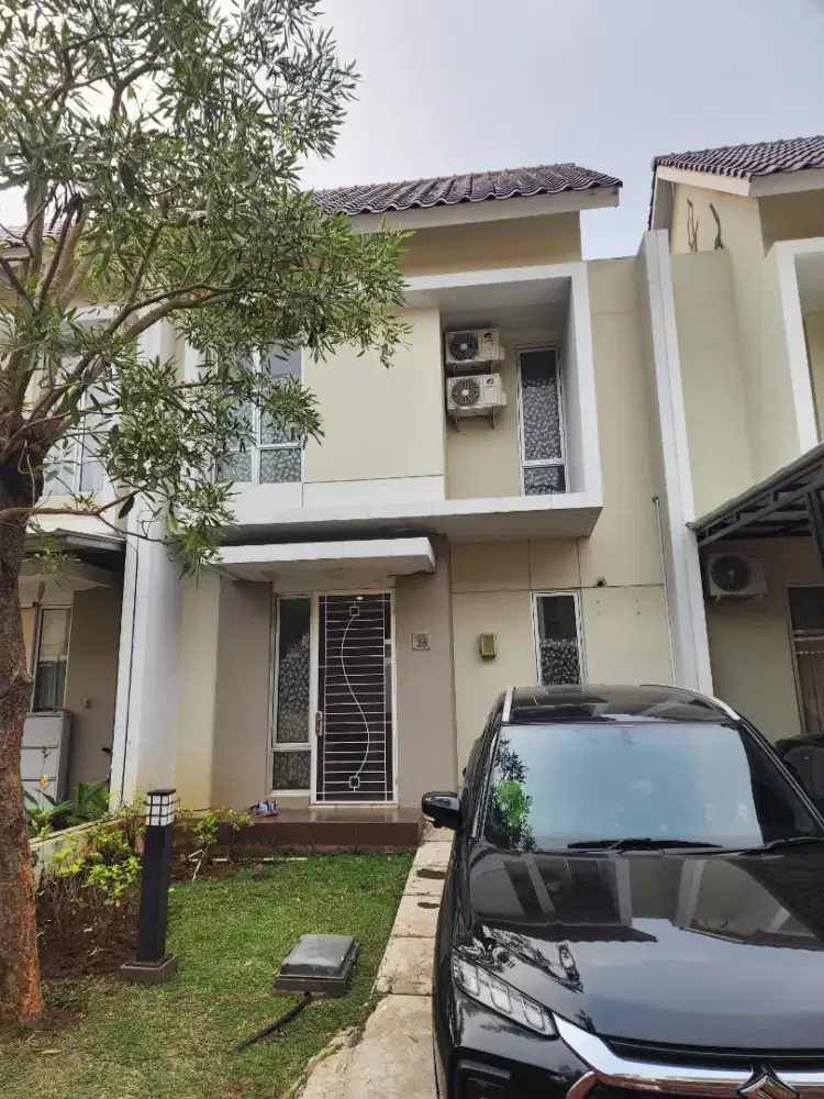 Disewakan Rumah Gading Serpong 2 Lantai siap Huni 3 Kamar Tidur Furnis