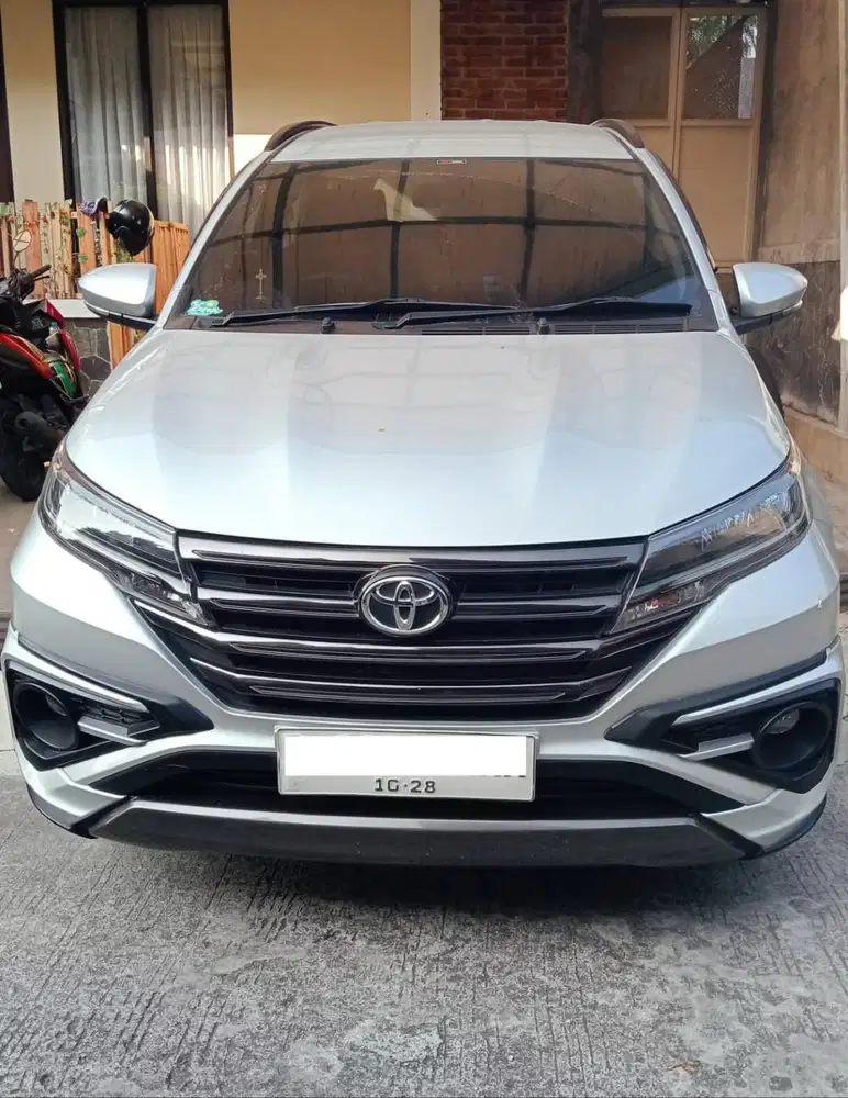 JUAL BU Toyota Rush GR Sport 2023 AT