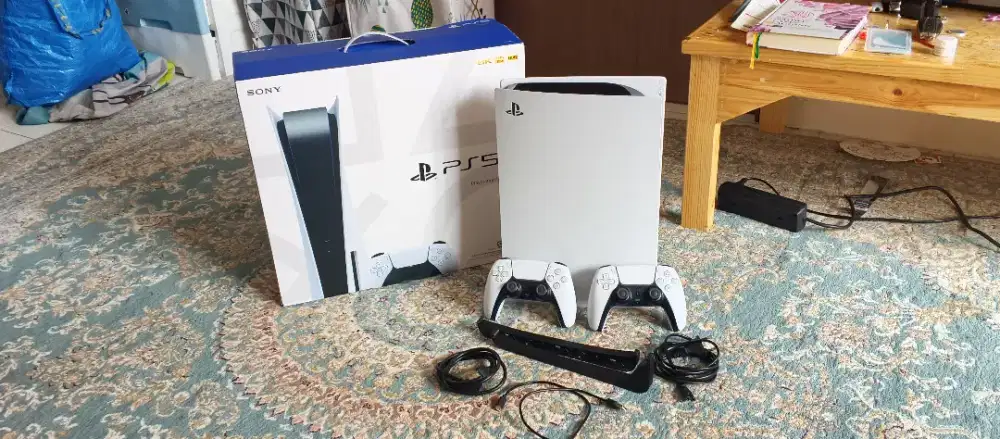 Dijual PS5 Disc pemakaian pribadi
