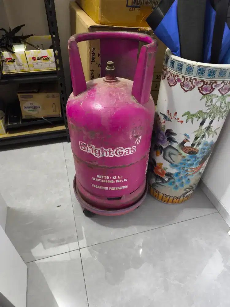 Murah /obral Tabung gas 12 kg + isi sisa (3/4)