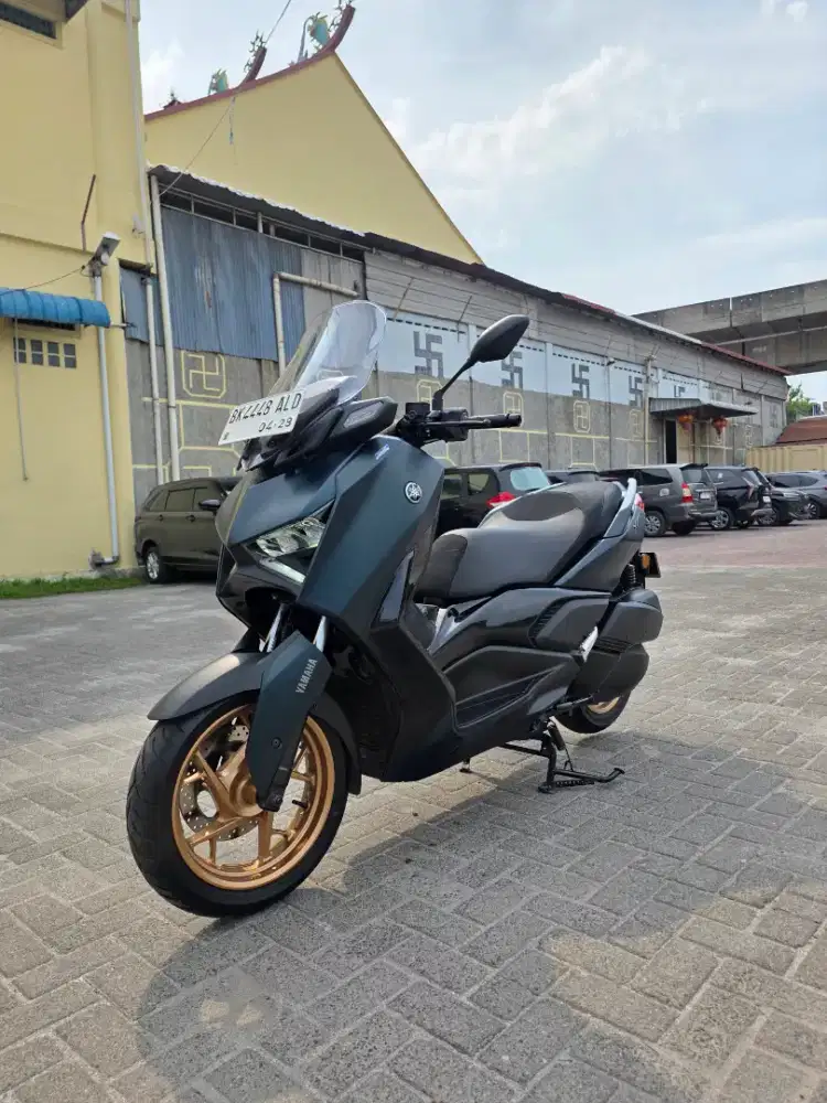 Yamaha Xmax Connected Hijau 2023