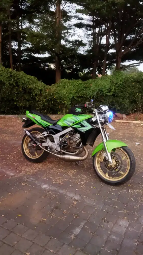 Ninja R 2012 hijau