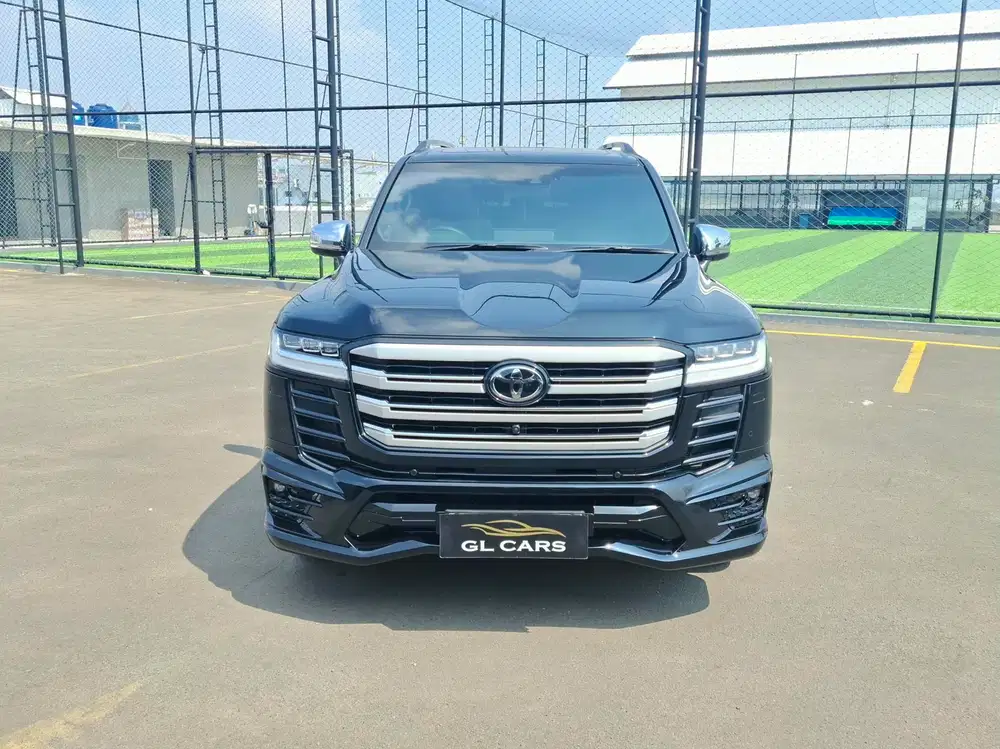 Km 6Rb LC 300 Vxr Cash Toyota Land Cruiser Black 2025 Nik 2024 Perfect