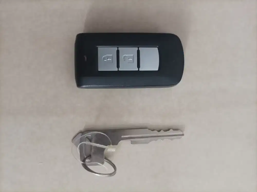 Kunci Ori Emobilizer New Livina VL Matic Sesuai Foto