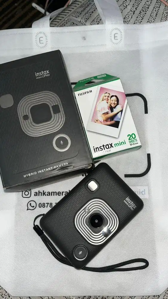 INSTAX MINILIPLAY