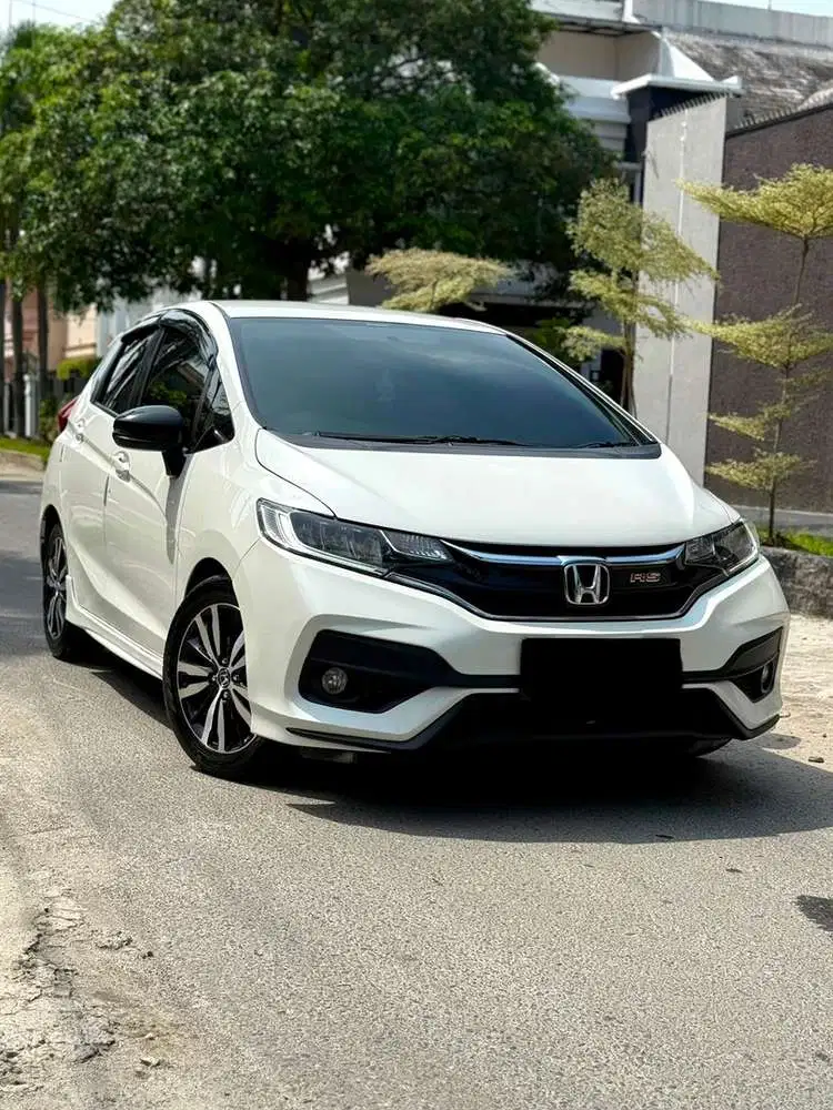 Honda Jazz RS A/T (matic) 2018 Putih 2019 2017