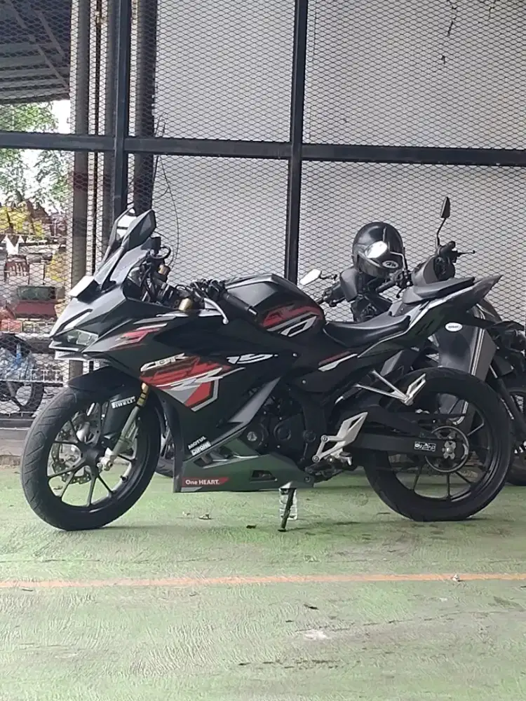 Cbr 150R facelift 2021 km20rb an