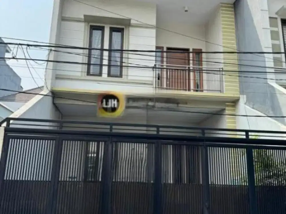 Rumah Cantik Minimalis, Nyaman di Daerah Tomang Jakarta Barat