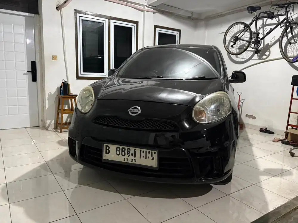 Nissan March (2012)