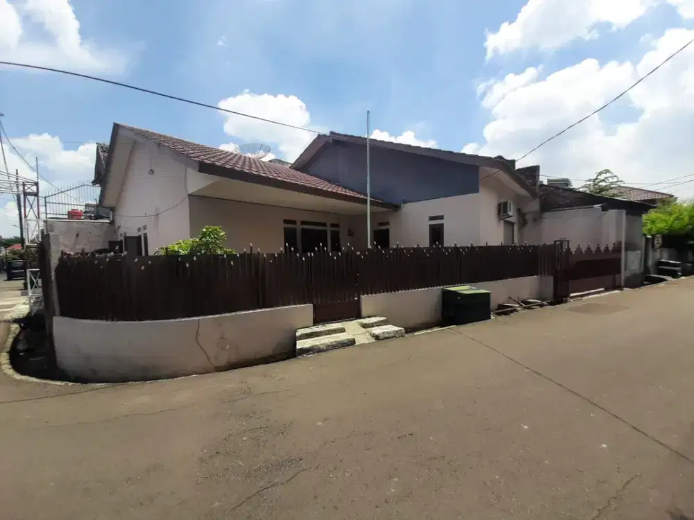 Dijual Rumah Hook Di Rawamangun Dekat Mal Arion.