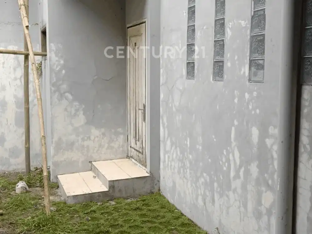 Rumah perlu renovasi di jual di sektor 9 Bintaro lokasi strategis