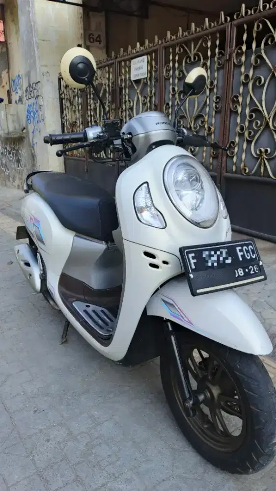 Jual : Honda Scoopy 2021.putih.