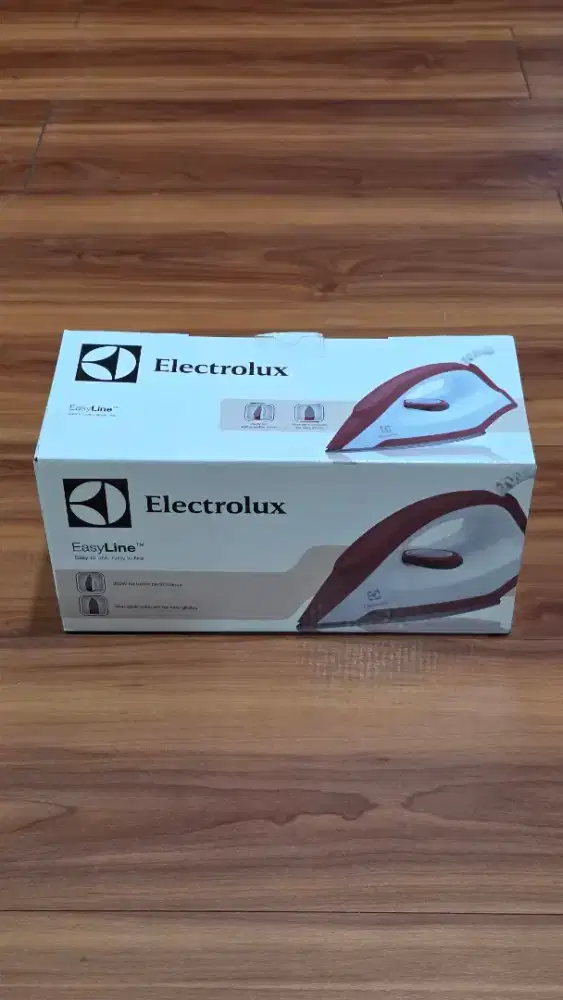 Setrika Electrolux EasyLine BARU
