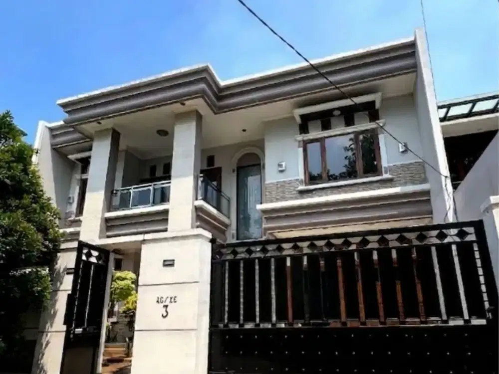 Dijual Rumah Mewah di Duren Sawit LB 600 M² LT 350M²