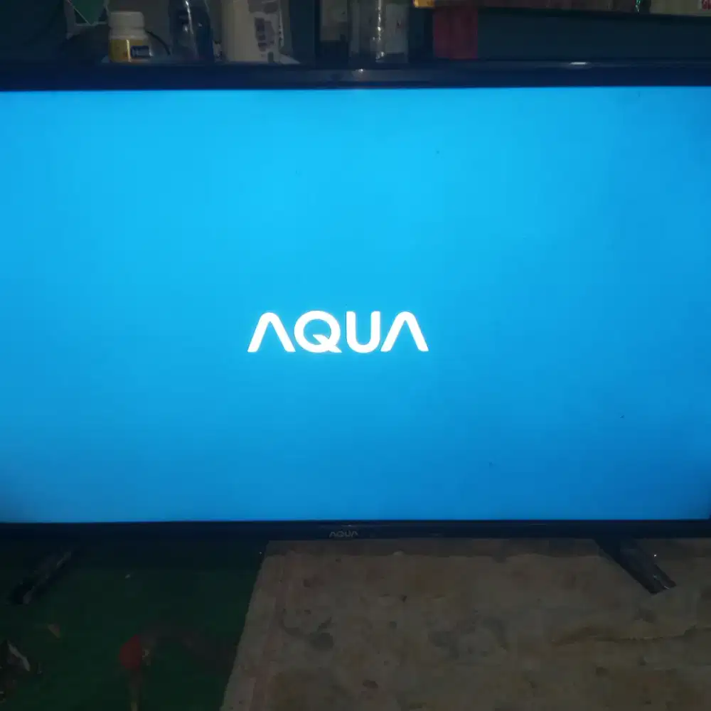 Led tv 32 in aqua