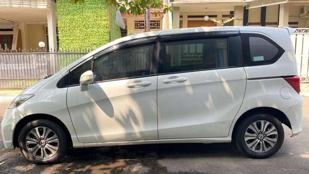 Honda Freed 2013 Bensin