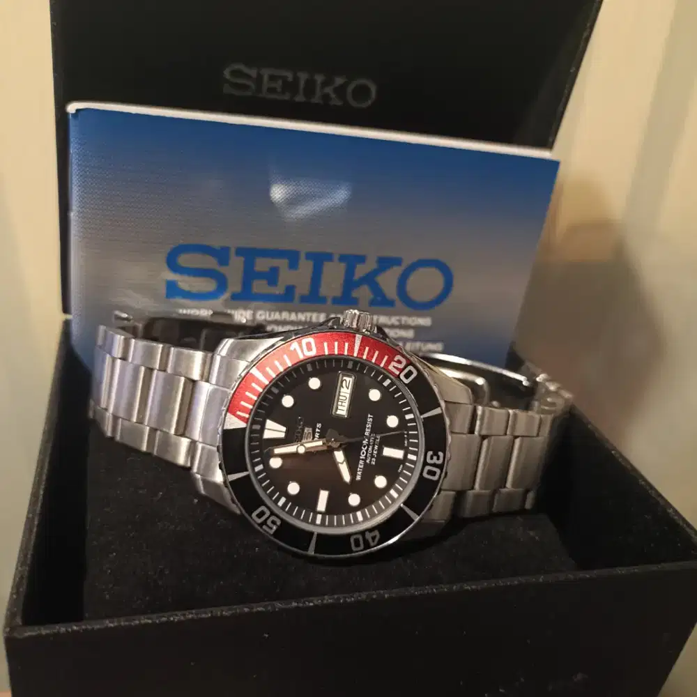 Jam pria seiko 5 sport authentic