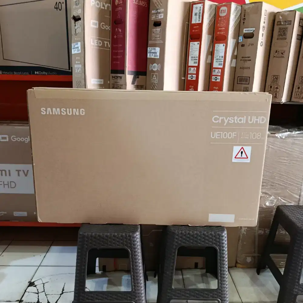 SAMSUNG SMART TV 43INCH 4K CRYSTAL UHD PROMO BISA KREDIT TANPA DP