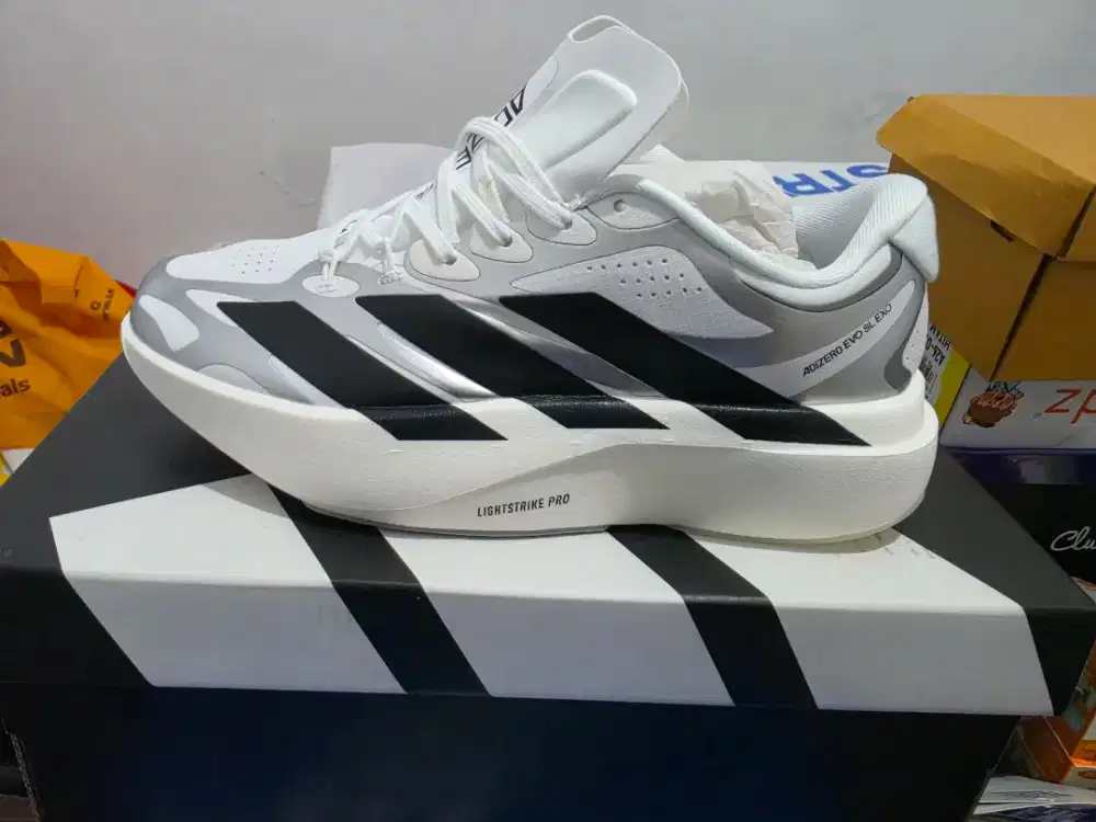 Adozero evo sl exo