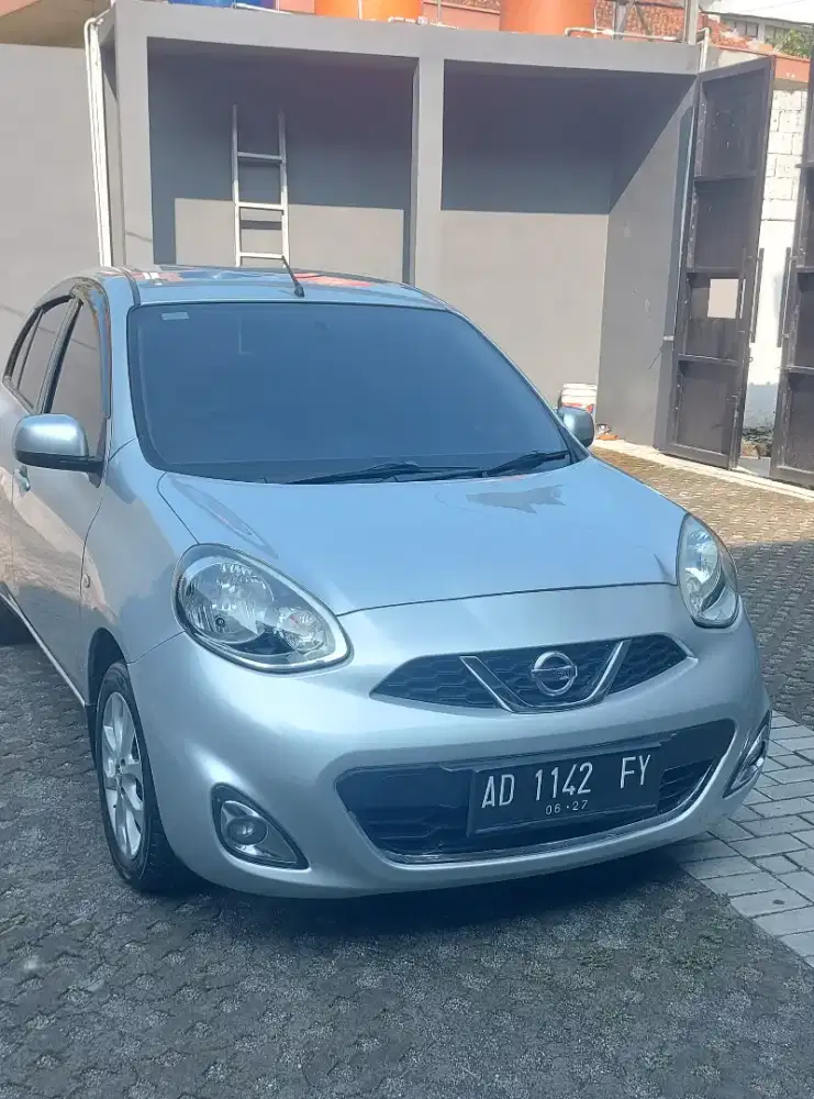 Nissan March 1.2 XS Tahun 2015 Matic